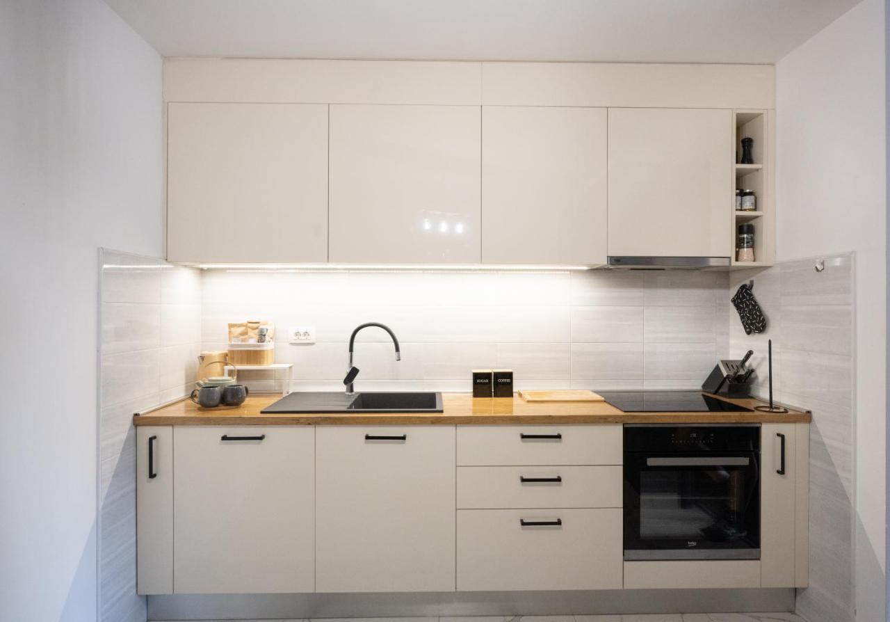 Hedonist Apartment 希贝尼克 外观 照片