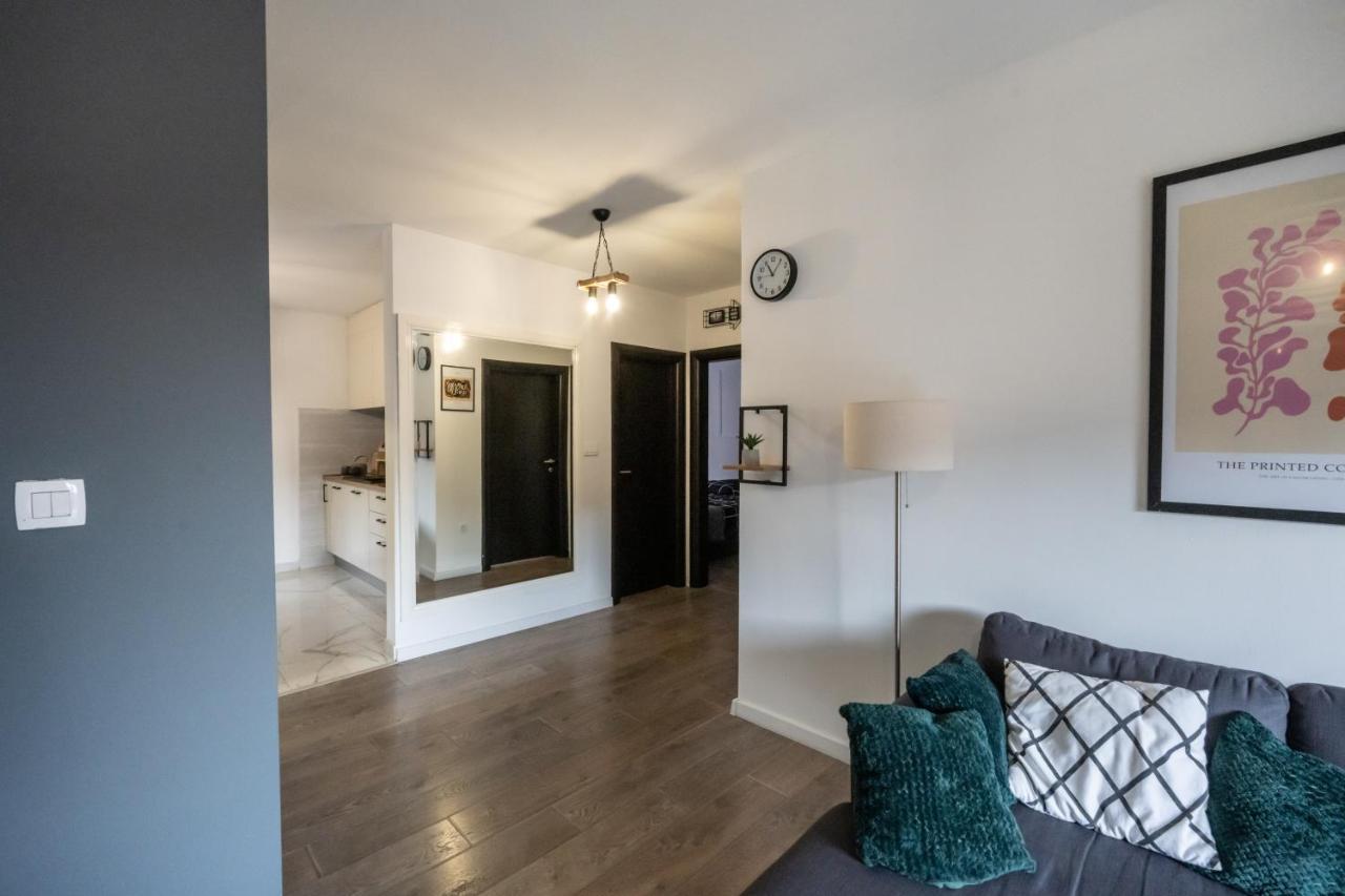 Hedonist Apartment 希贝尼克 外观 照片